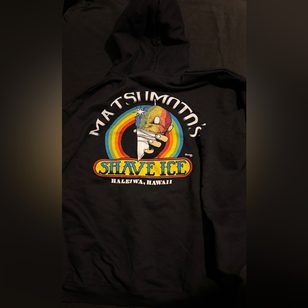 Matsumoto’s Shave Ice Haleiwa Hawaii Hoodie • Rainbow Graphic • L